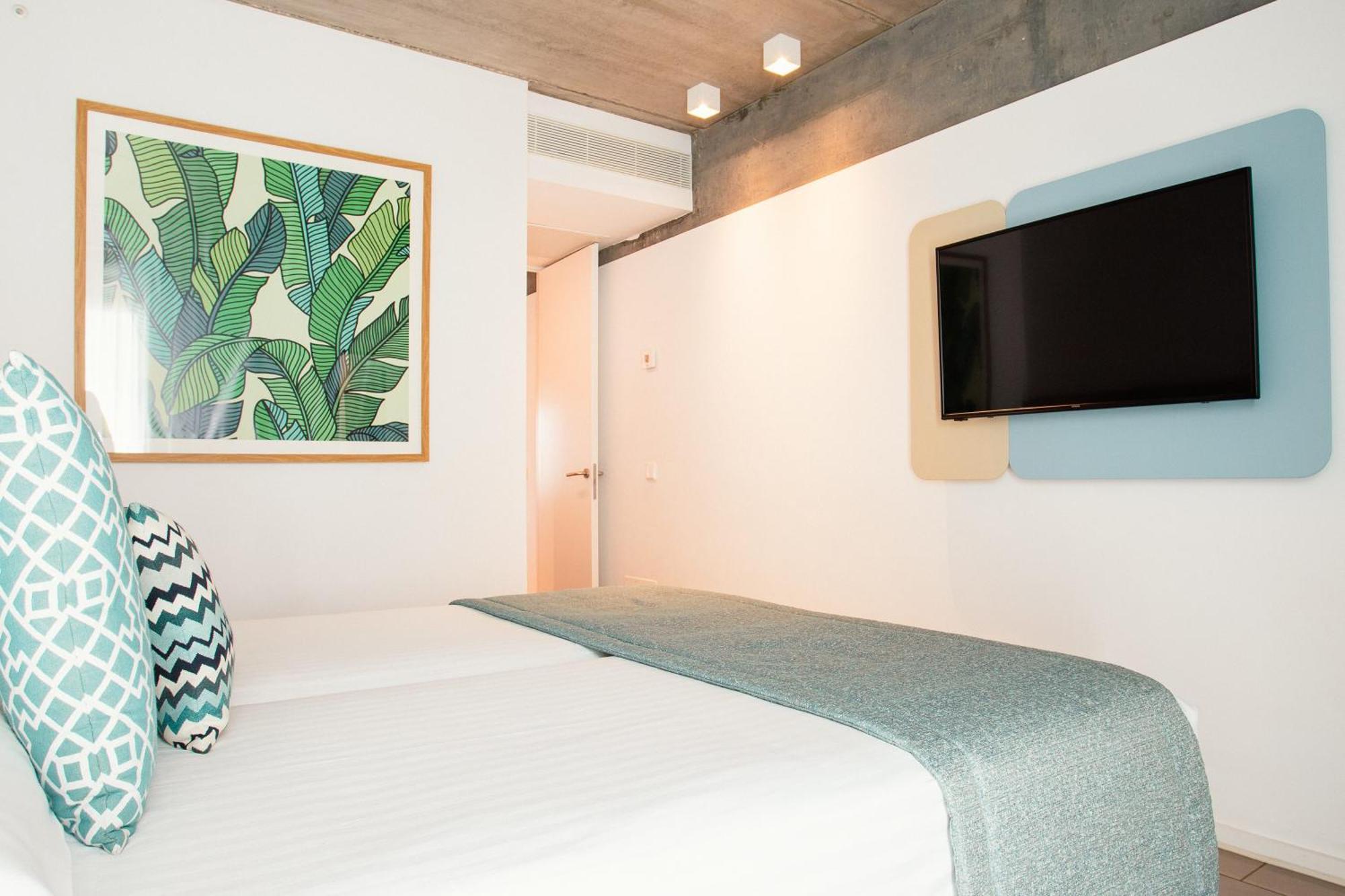 Resort Cordial Santa Agueda & Perchel Beach Club 阿吉内金海滩 外观 照片