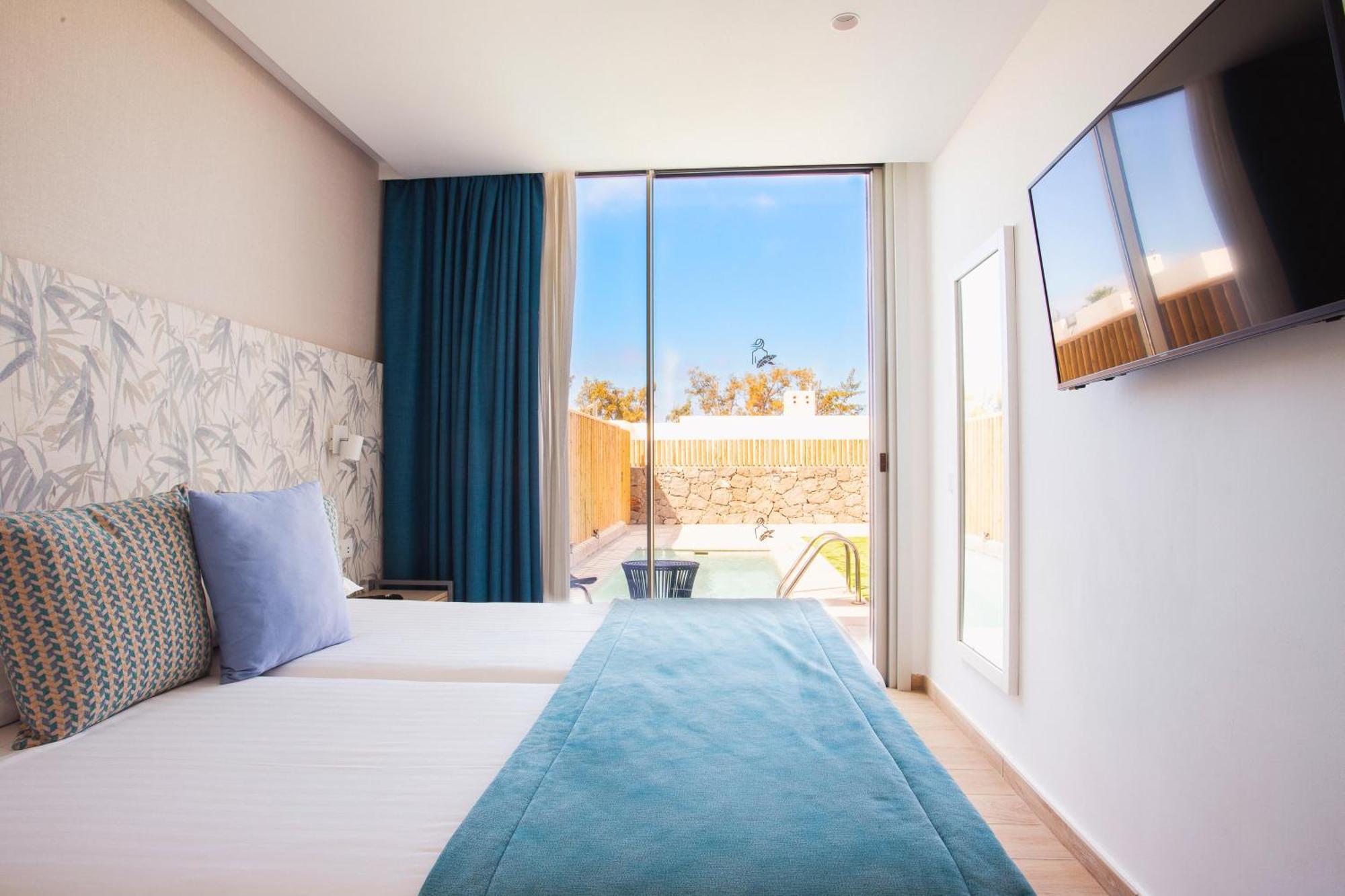 Resort Cordial Santa Agueda & Perchel Beach Club 阿吉内金海滩 外观 照片