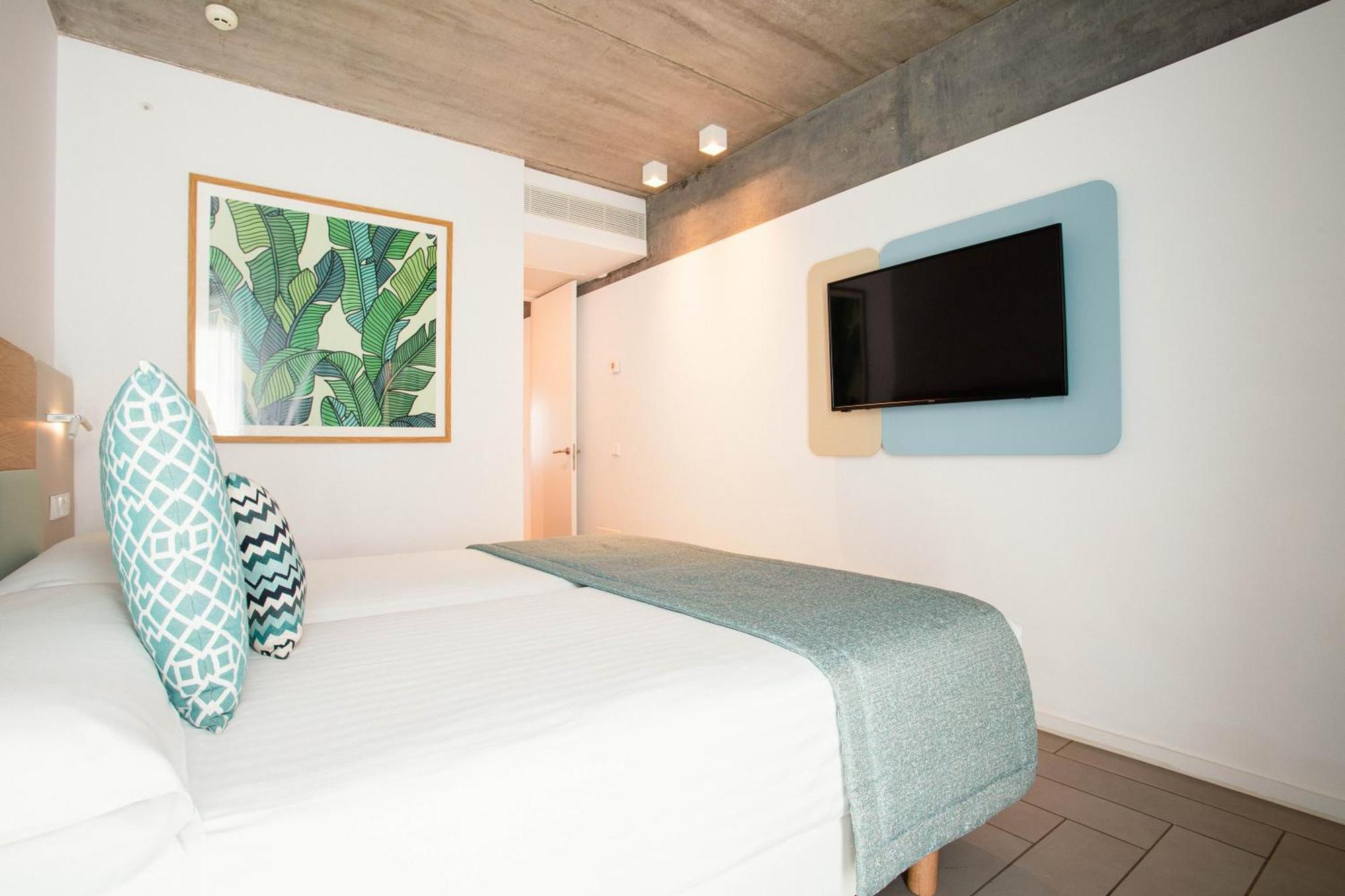 Resort Cordial Santa Agueda & Perchel Beach Club 阿吉内金海滩 外观 照片