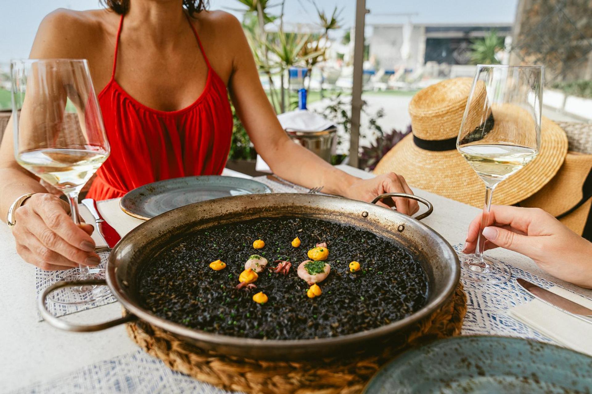 Resort Cordial Santa Agueda & Perchel Beach Club 阿吉内金海滩 外观 照片